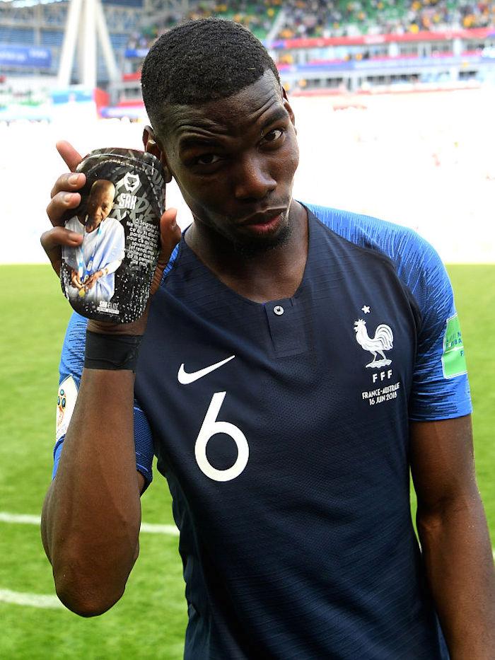 内马尔迎来十赛季出色发挥，法国队观众热烈欢呼！