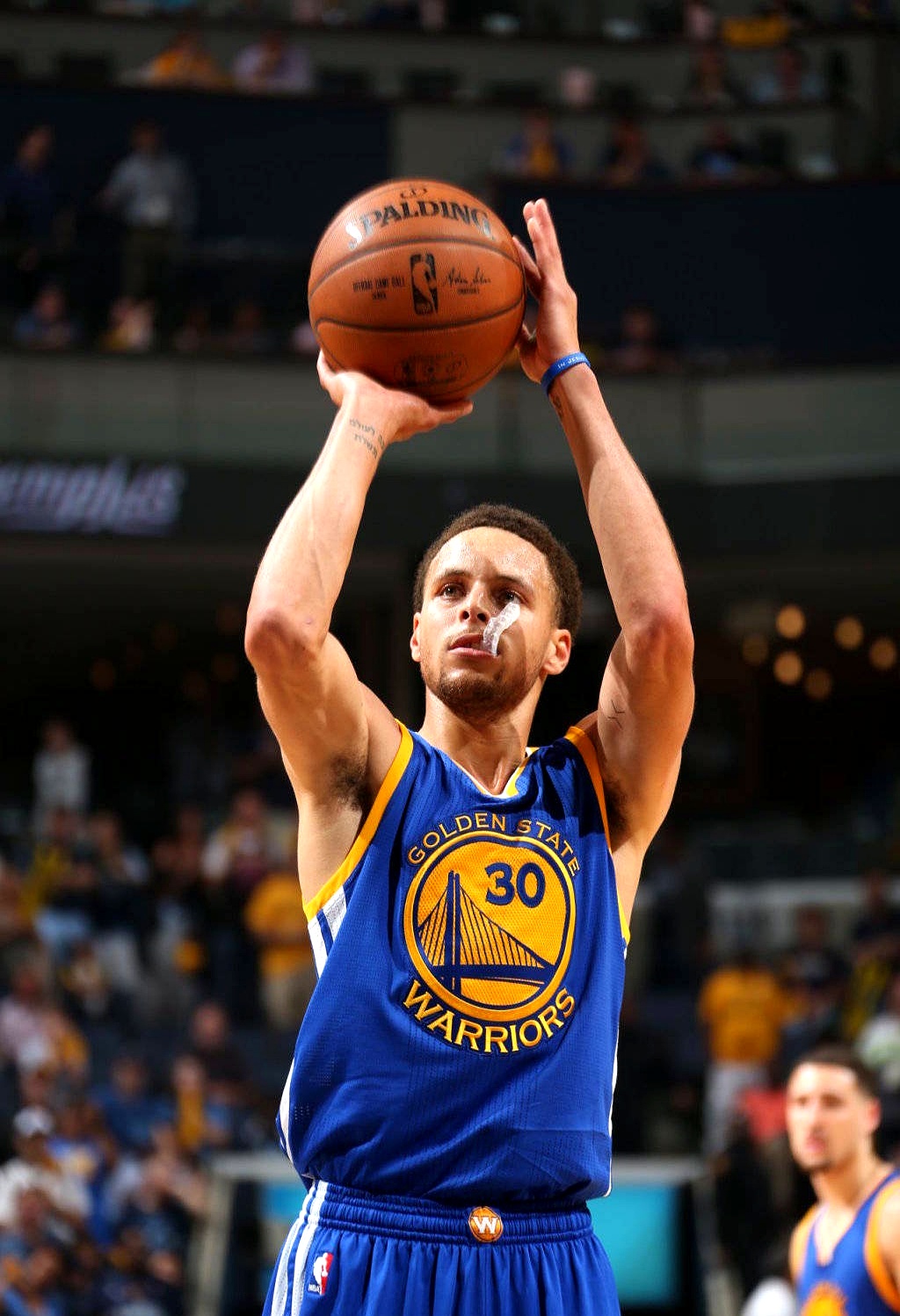 包含库里连续三场比赛得分超过绝杀，西班牙队挑战极限！的词条