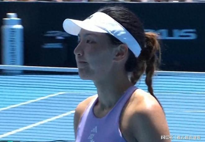 莎拉波娃爆冷击败巴黎圣日耳曼，精彩发挥引爆全场！的简单介绍